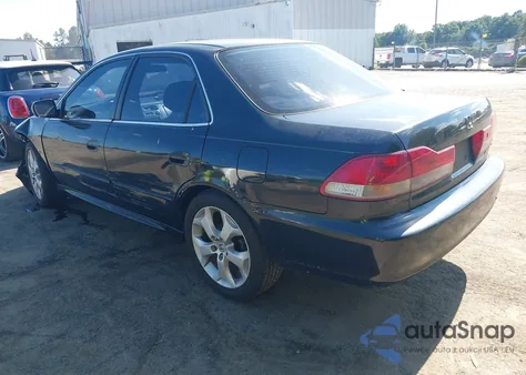 2001 Honda Accord 3.0 Ex из США, поврежденный, VIN 1HGCG16561A082329